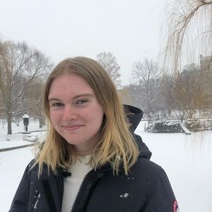 Meet your Posher, Elissa